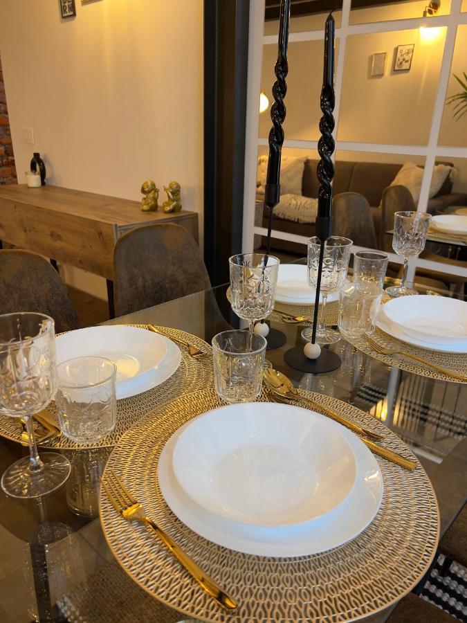 Regina Milano In Porta Romana 3 - Sky Tv, Wifi & Breakfast Box Apartment Exterior photo