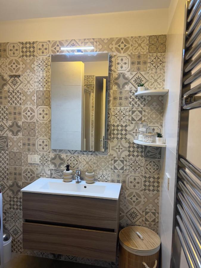 Regina Milano In Porta Romana 3 - Sky Tv, Wifi & Breakfast Box Apartment Exterior photo