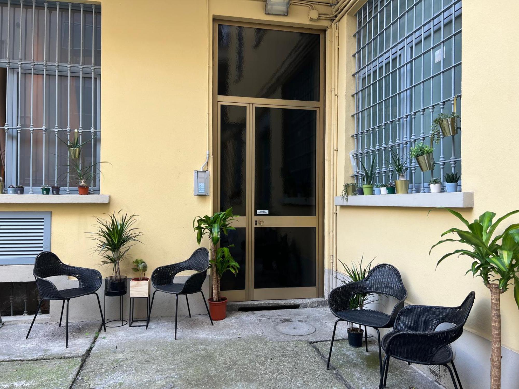 Regina Milano In Porta Romana 3 - Sky Tv, Wifi & Breakfast Box Apartment Exterior photo