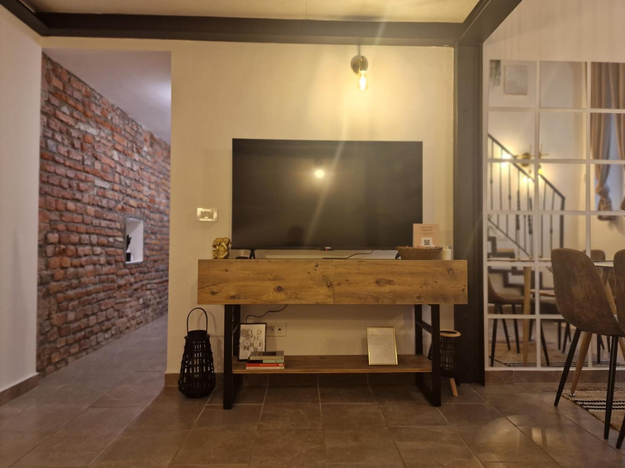Regina Milano In Porta Romana 3 - Sky Tv, Wifi & Breakfast Box Apartment Exterior photo